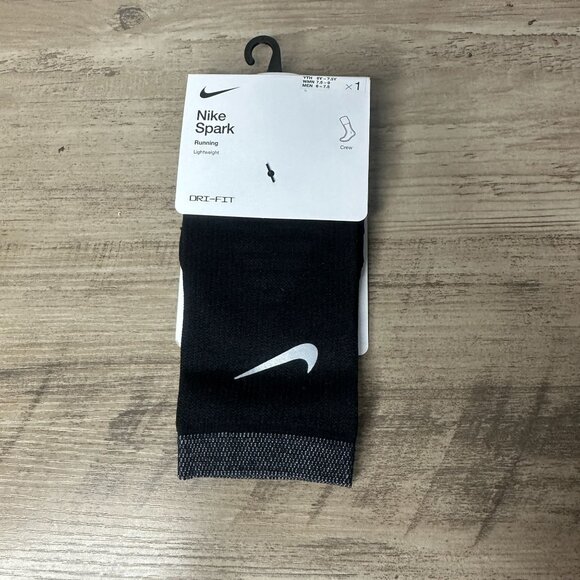 NWT Nike Unisex Spark Dri-FIT Running Crew Socks Black Size Small (DA3584-010) - Picture 1 of 9